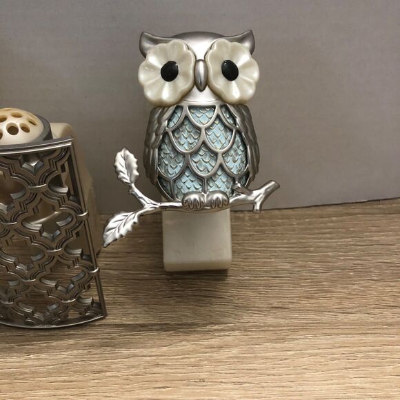 Bath & Body Works Wallflowers Plug In LOT Two Big Little Owls - Owl on Branch - Picture 4 of 8